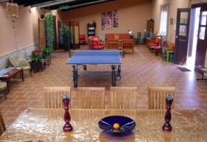 Salón social y barbacoa